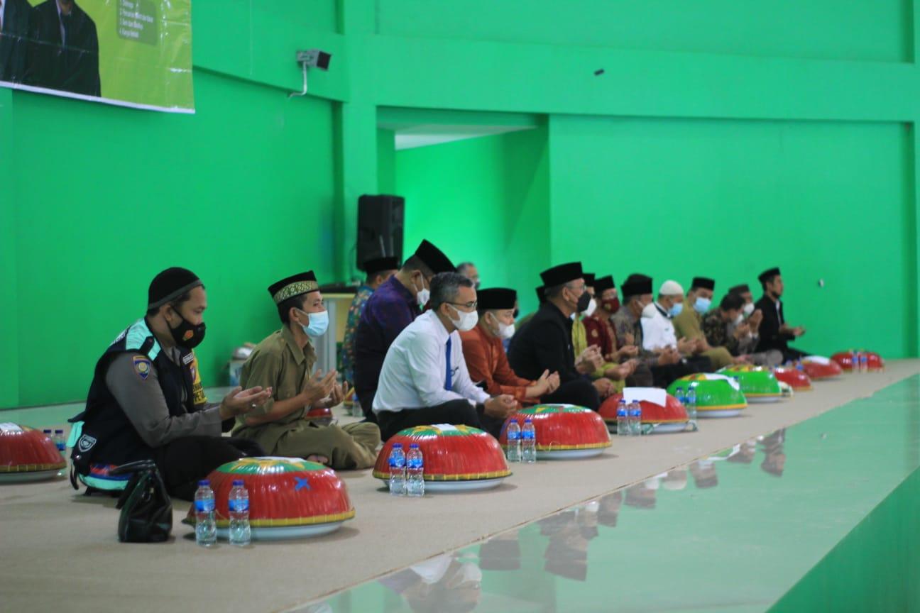 275 Dulang Tersaji dalam Perayaan Dies Natalis Ke-17 IAIN SAS Babel