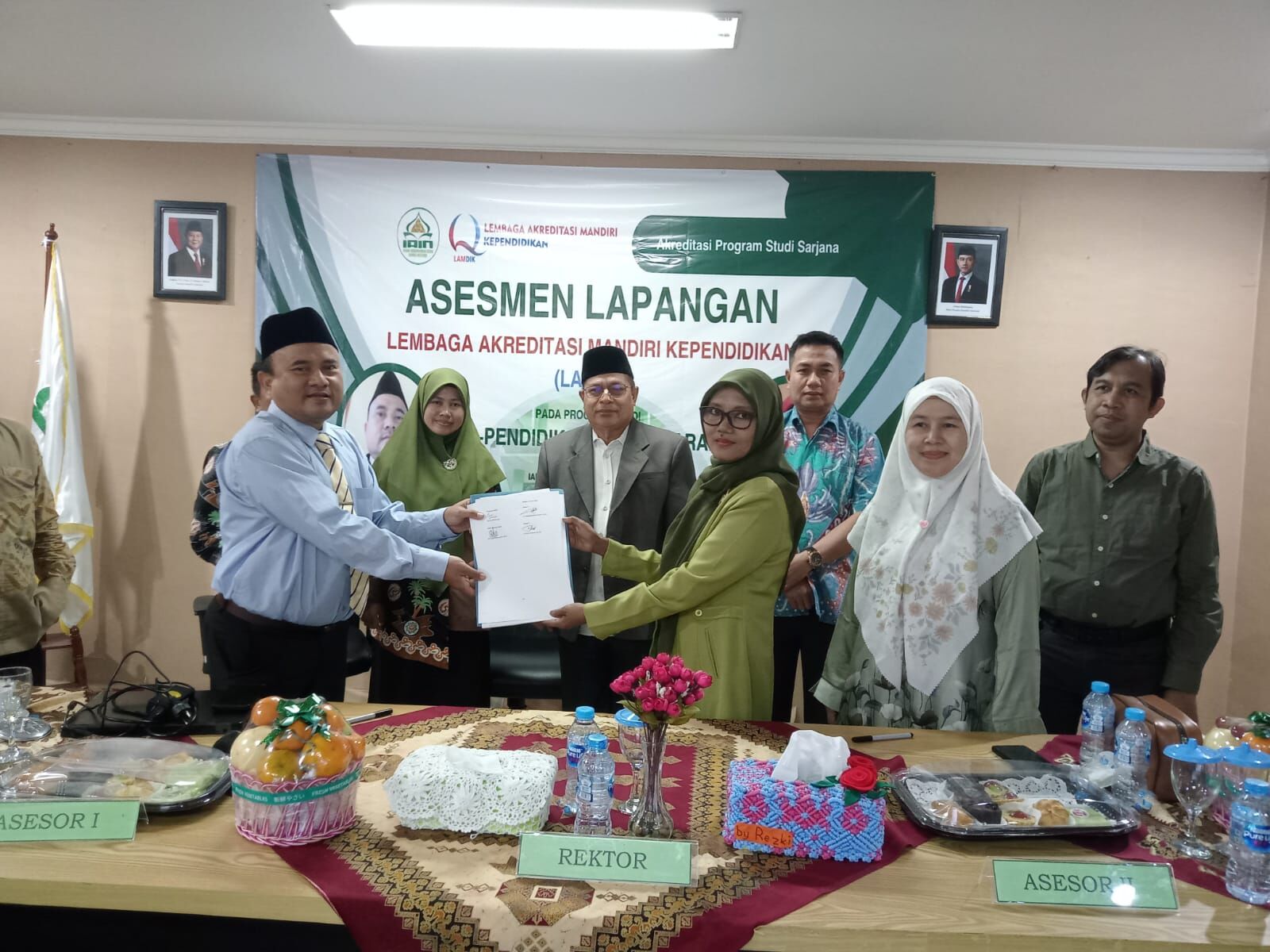 Asesmen Lapangan Prodi PBA Berakhir, Asesor Serahkan Berita Acara