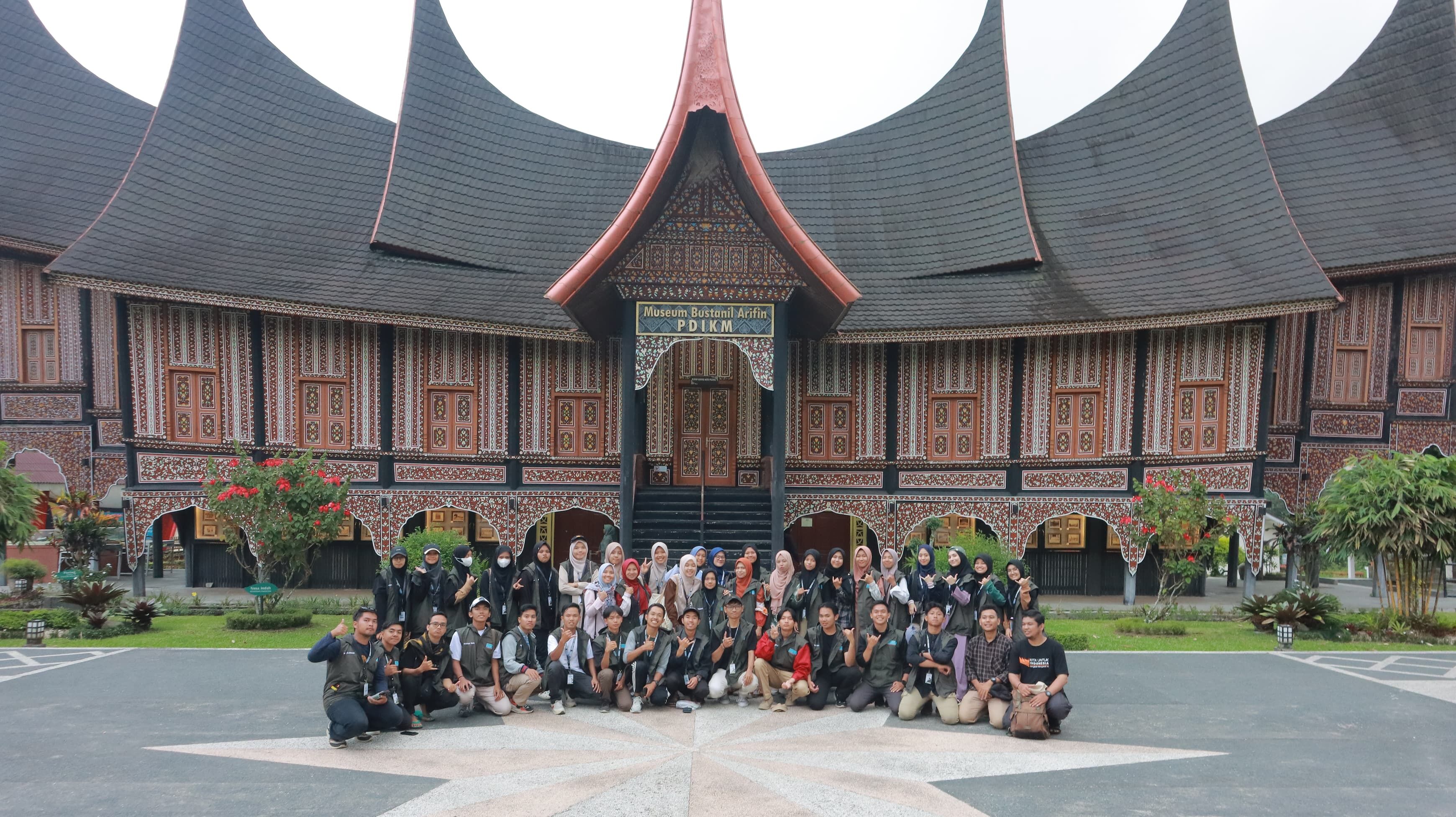 Bangga,  Dua Mahasiswa IAIN SAS Babel Ikut Ekspedisi Nasional dan Pengabdian Masyarakat, Ekspedisi Negeri Ranah Minang
