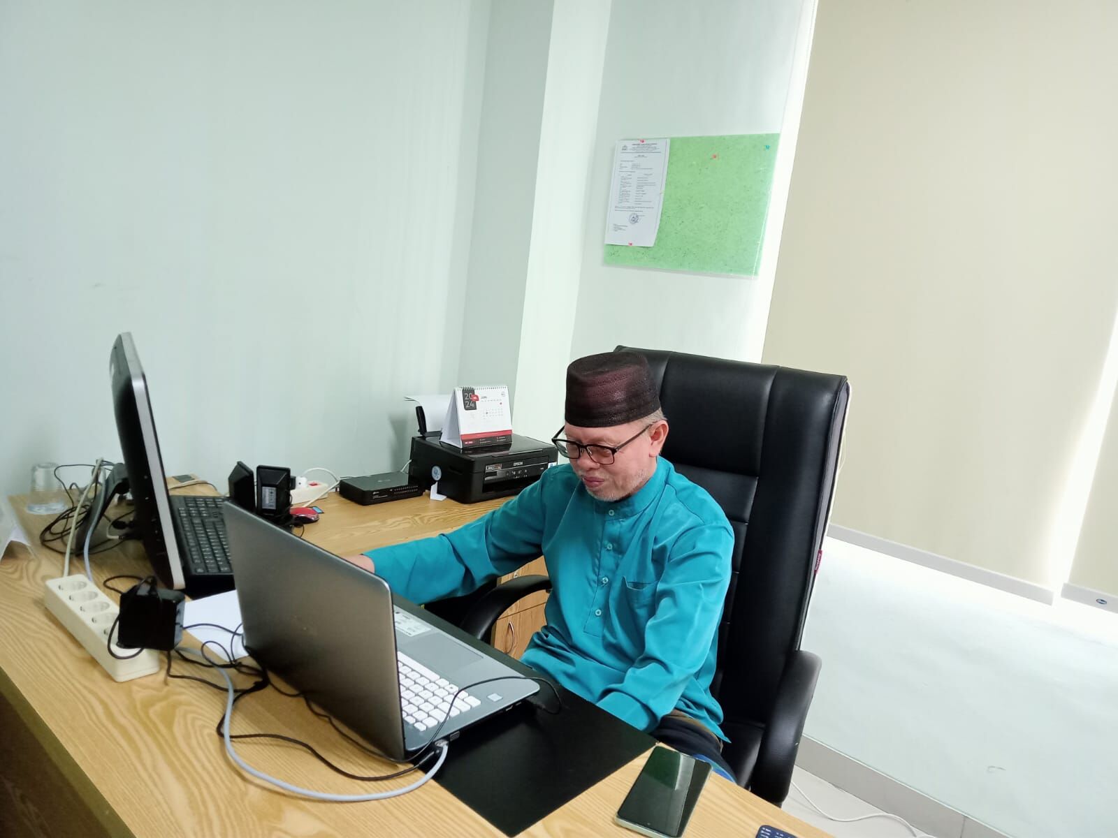 Dekan FDKI IAIN SAS Babel jadi Narasumber Webinar Internasional