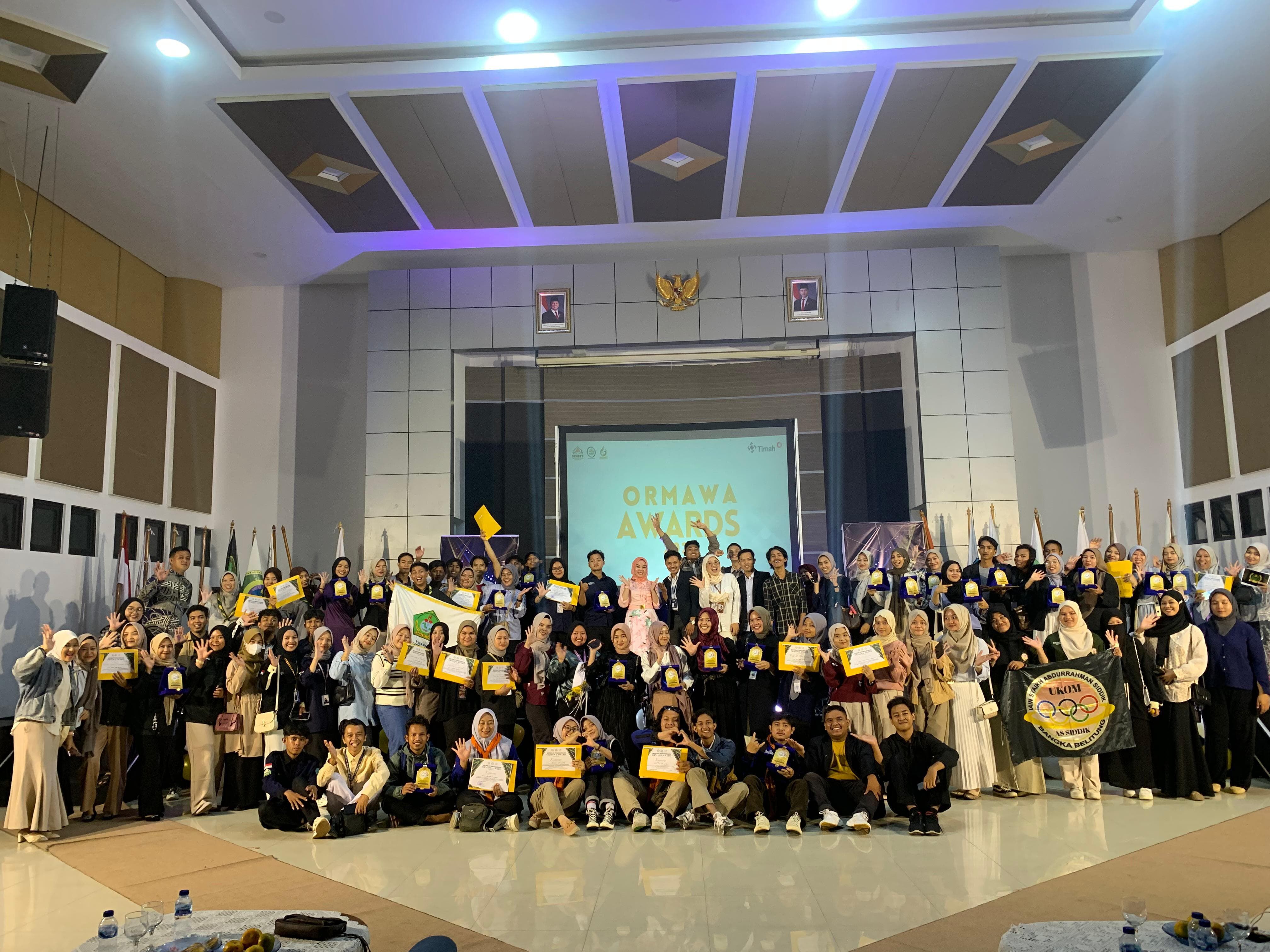 DEMA IAIN SAS Babel Sukses Adakan Malam Penganugerahan Ormawa Awards 2024