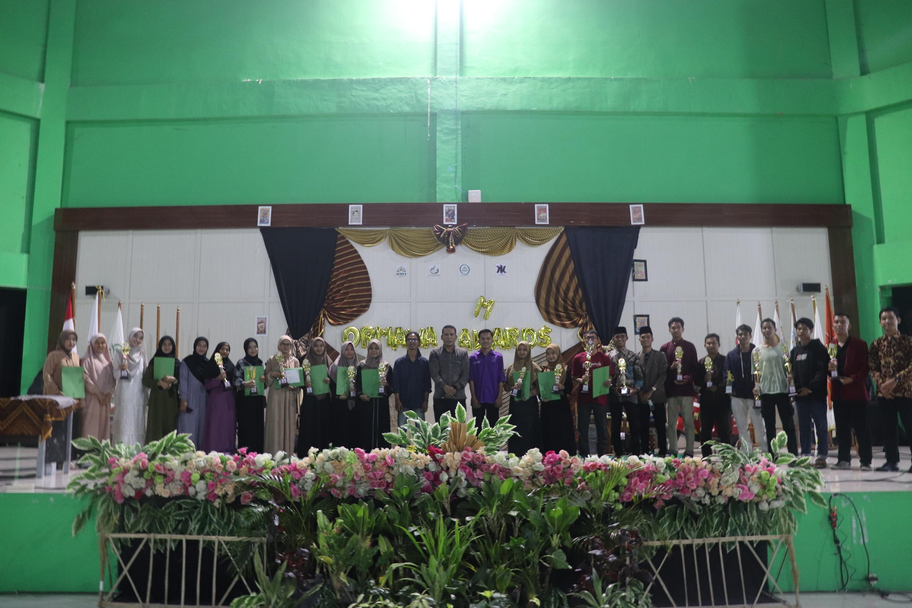 Sukses Digelar, Pekan Kreativitas Mahasiswa Tahun 2022 Resmi di Tutup