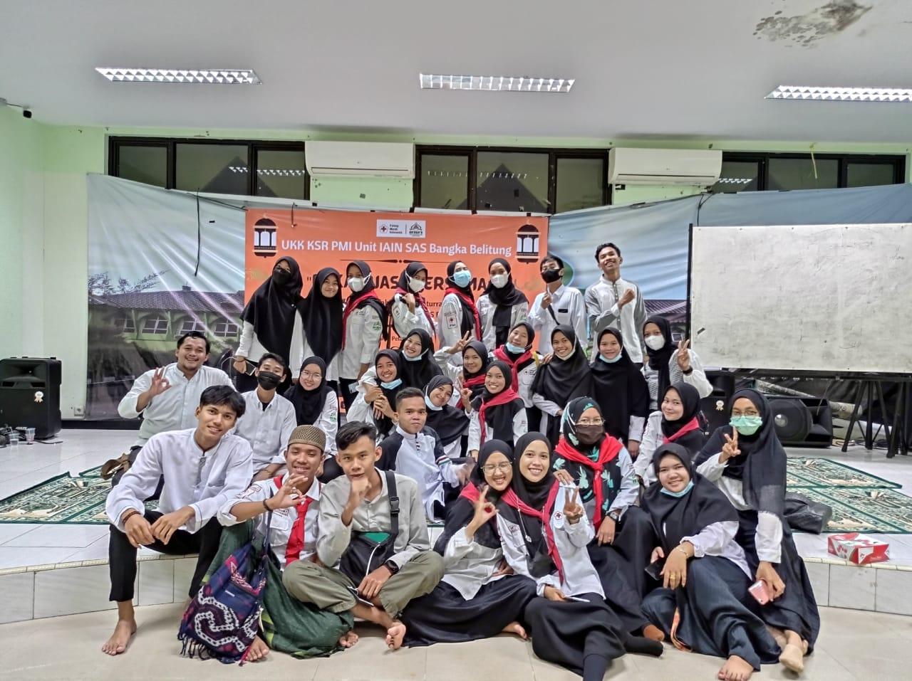 Eratkan Tali Silaturahmi dengan Buka Puasa Bersama KSR PMI Unit IAIN SAS Babel