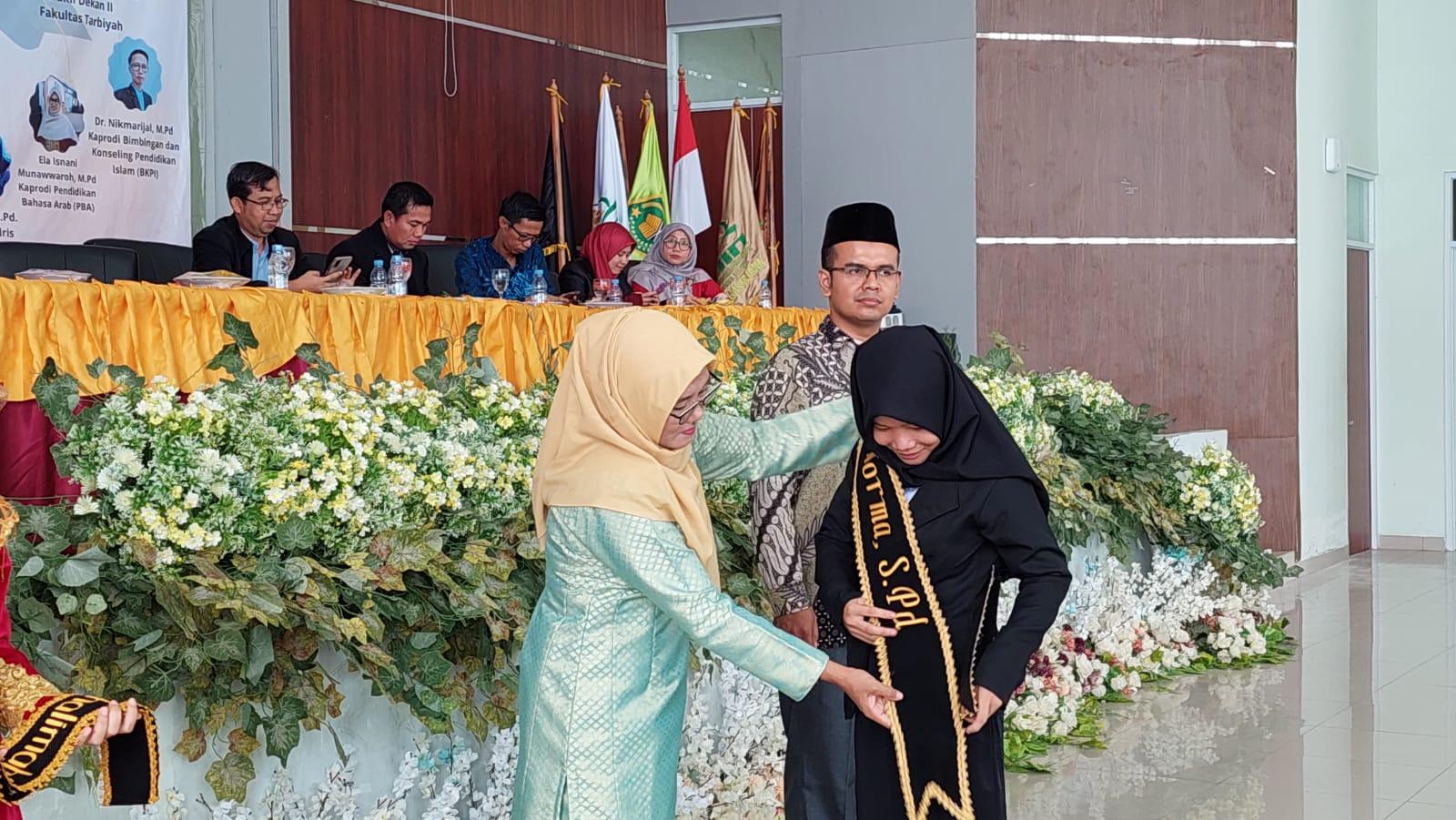Fakultas Tarbiyah Luluskan 99 mahasiswa pada Yudisium VIII