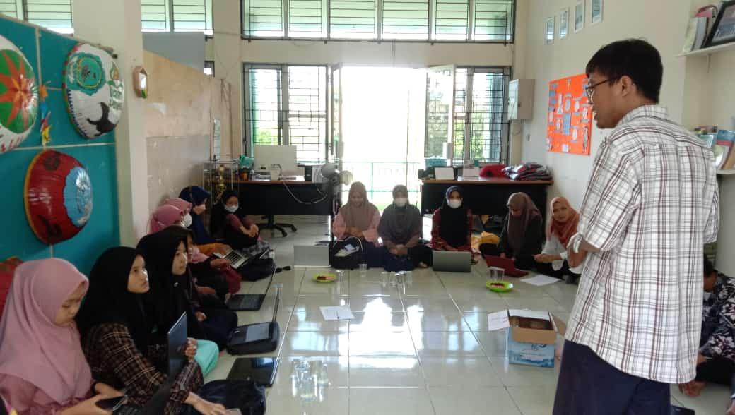 Tingkatkan Kreativitas , FORMASI KIP-K IAIN SAS Bangka Belitung  Adakan Pelatihan Desain Grafis