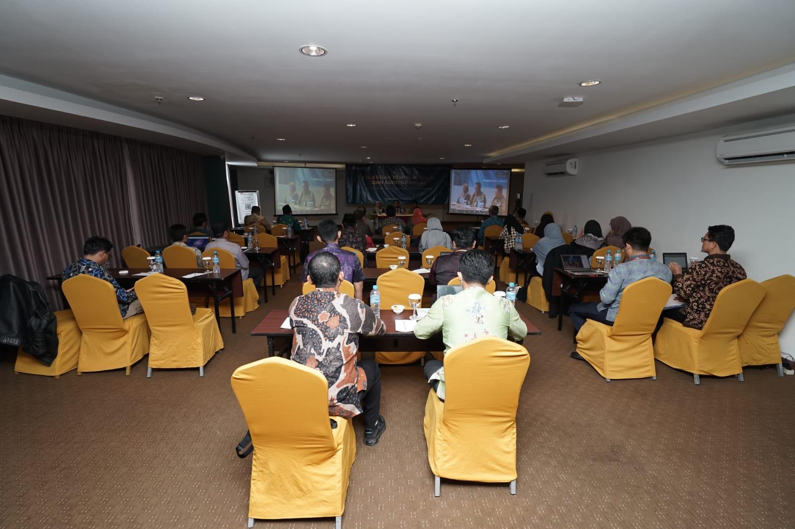 Gandeng Bank Kantor Perwakilan BI Babel, Halal Center IAIN SAS Gelar Pelatihan Penyelia dan Auditor Halal
