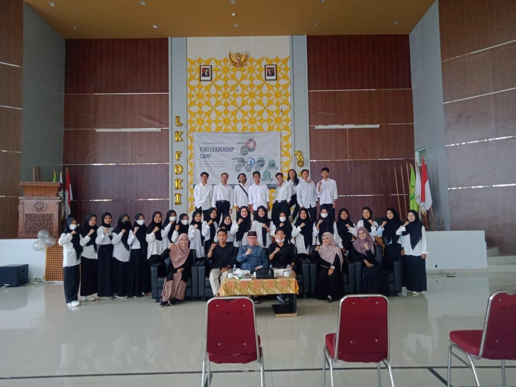 Dema FDKI Sukses Menyelenggarakan Leadership Camp : Perkuat Karakter Mahasiswa, Wujudkan Pemimpin Berkompeten Dan Berintegritas