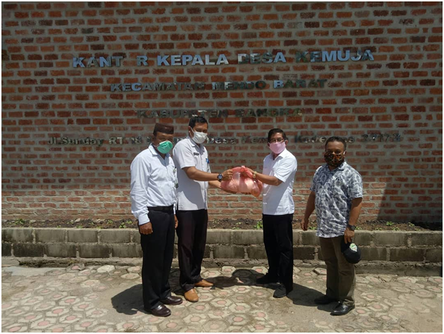 Gugus Tugas Covid-19 IAIN SAS BABEL Bagikan 300 Paket Sembako