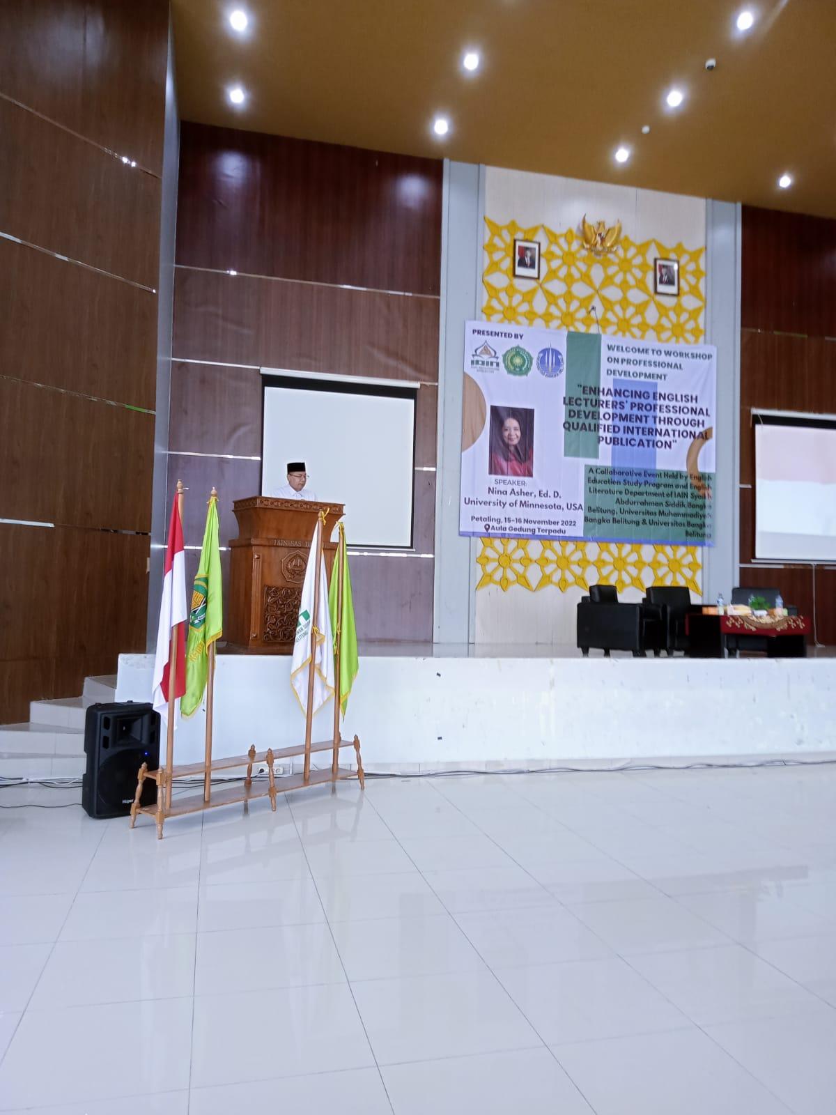 Hadirkan Professor Amerika Serikat, Prodi TBI IAIN SAS Babel Sukses Selenggarakan Workshop on Professional Development