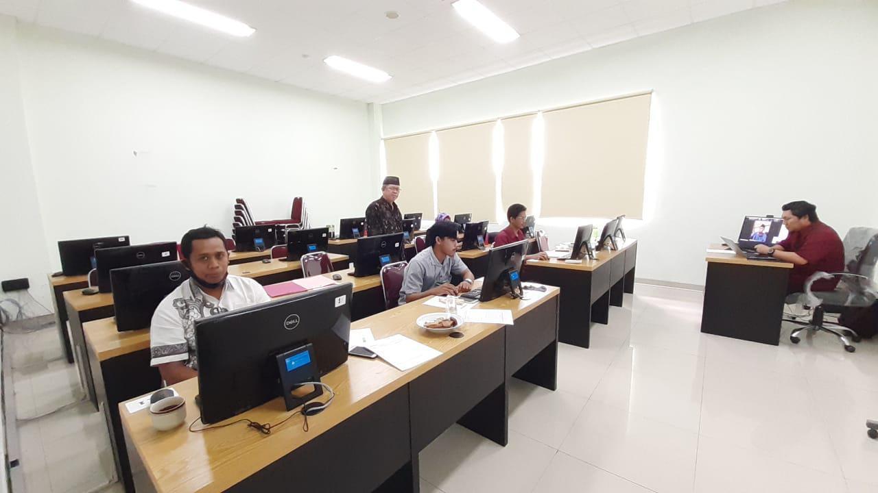Hari Pertama Ujian Online UM-PTKIN di IAIN SAS Bangka Belitung Berjalan Lancar