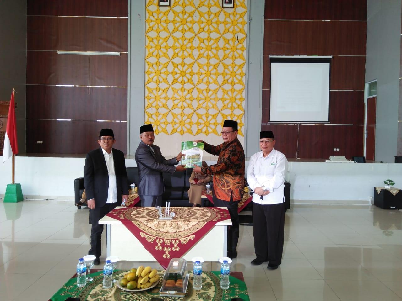 IAIN SAS Bangka Belitung Gelar Serah Terima Jabatan Kepala Biro AUAK