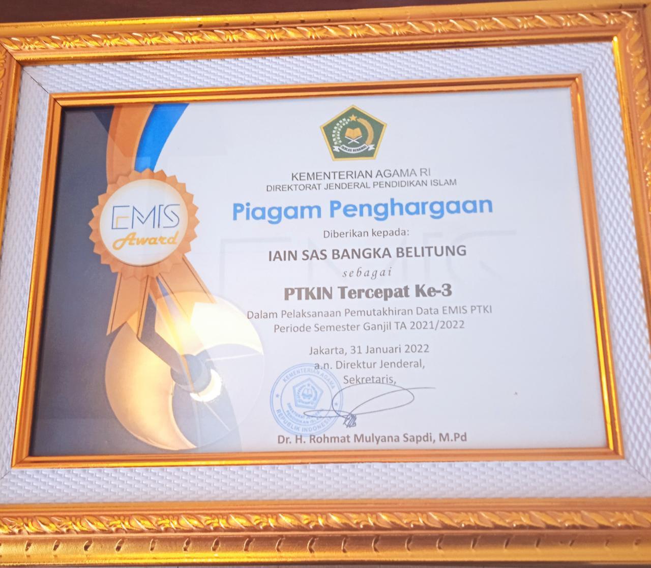 IAIN SAS Bangka Belitung Raih Penghargaan Pemutakhiran data EMIS PTKI Tercepat 3