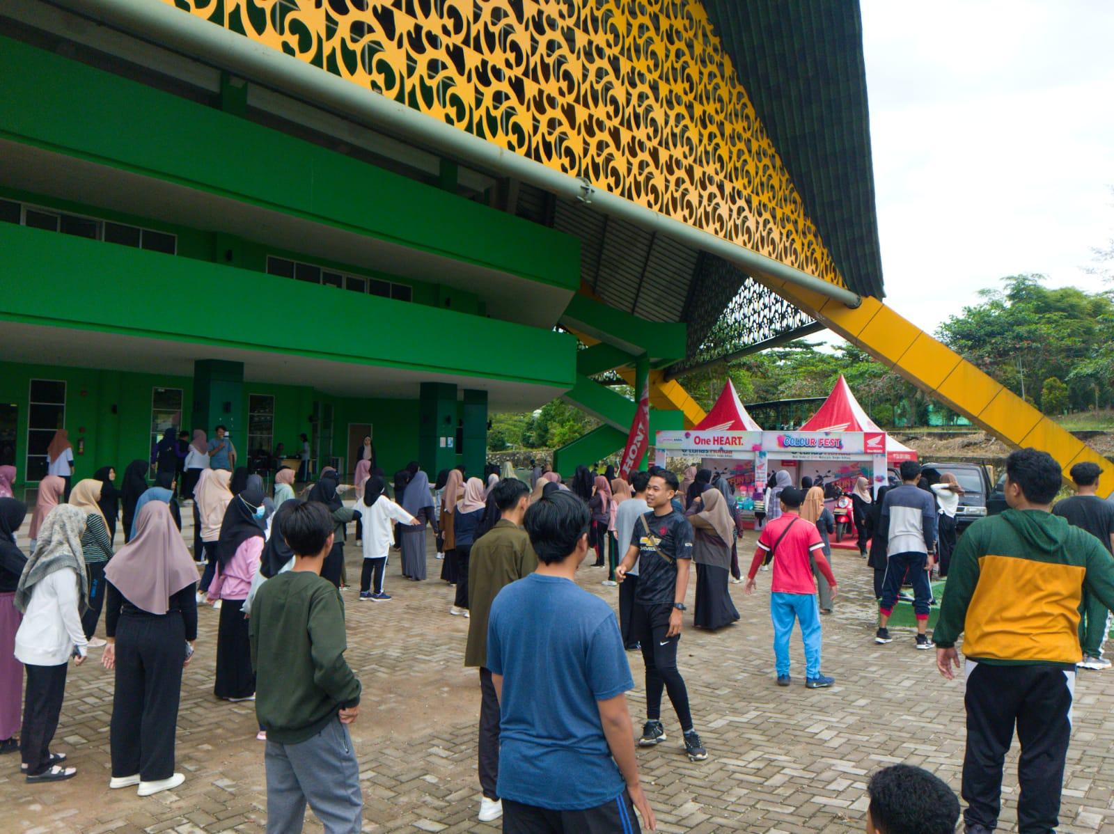 Semarak PKM, DEMA IAIN SAS Bangka Belitung Gelar Jalan Santai dan Senam Bersama