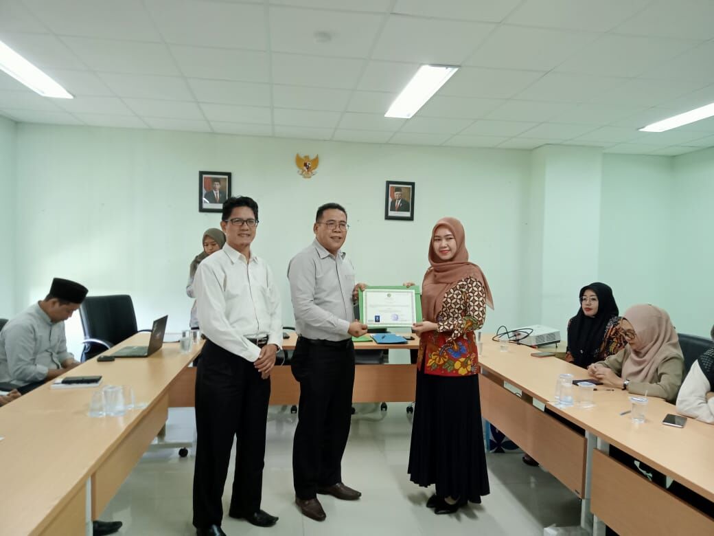 Lulus Sertifikasi Dosen, 10 Dosen IAIN SAS Bangka Belitung Terima Sertifikat