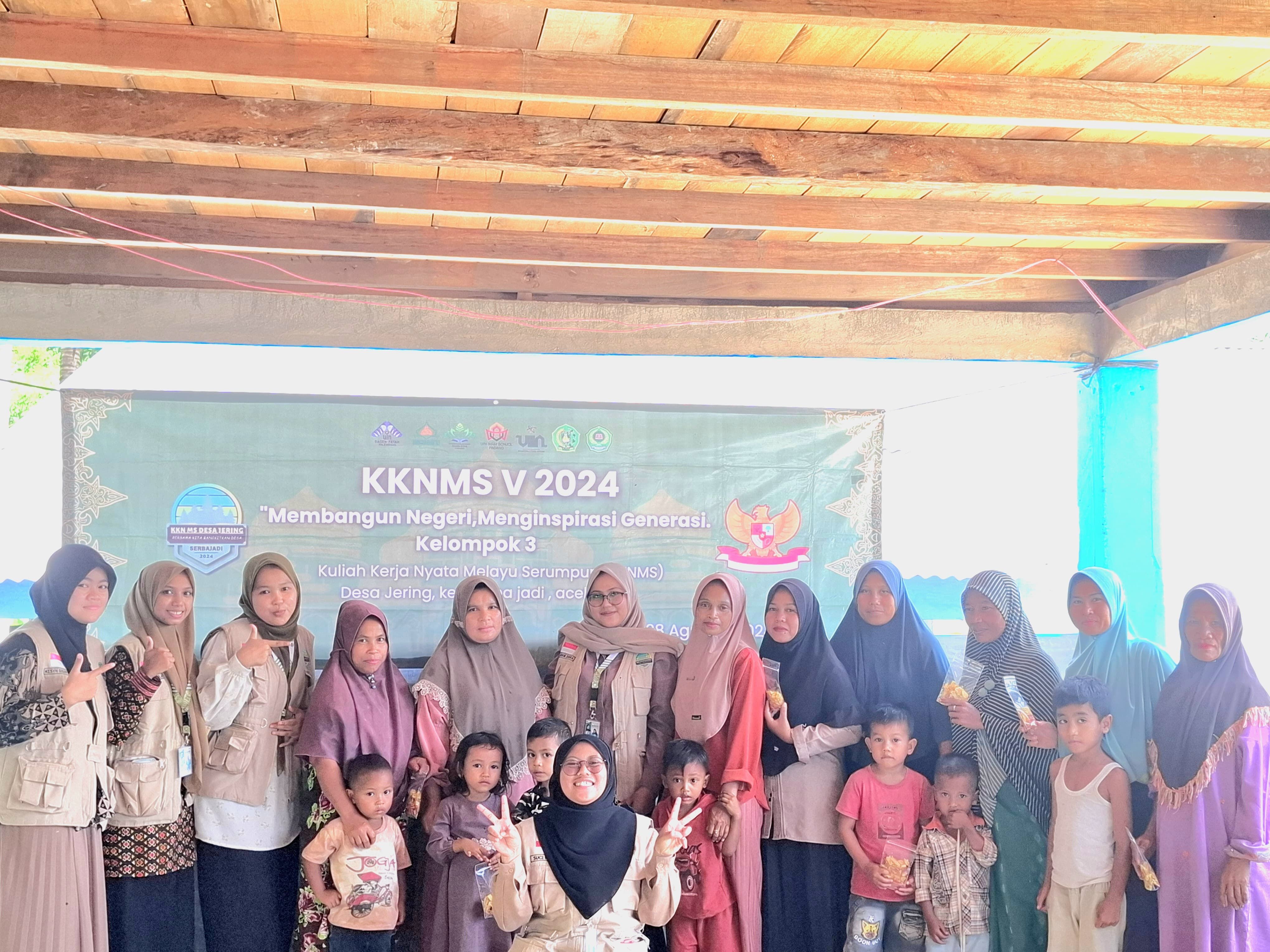 Mahasiswa KKN Melayu Serumpun Kelompok 3 Mengolah Limbah Biji Durian Menjadi Keripik