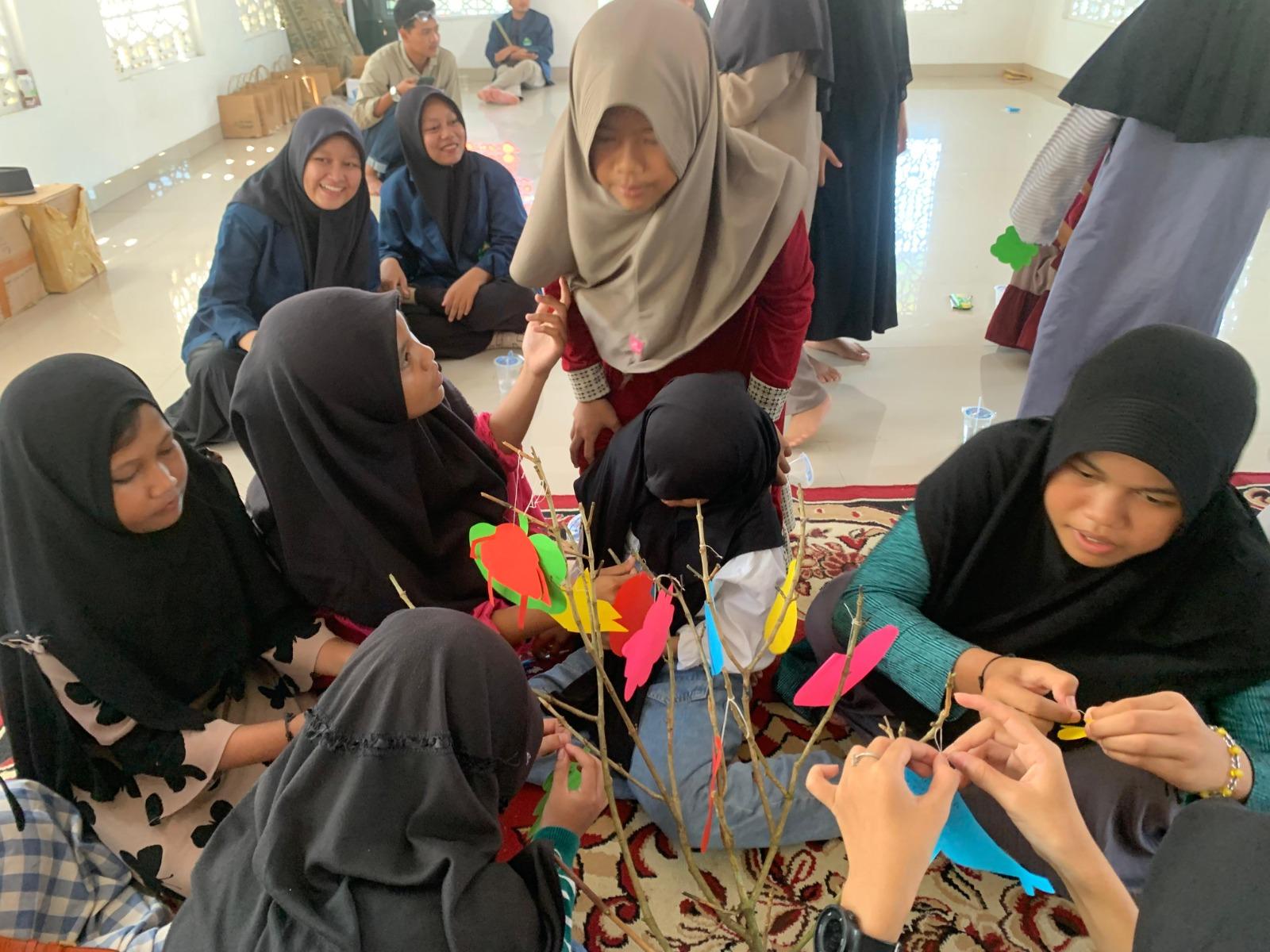 Mahasiswa Prodi KPI IAIN SAS Babel Adakan CSR di Panti Asuhan Al Khoiriyah