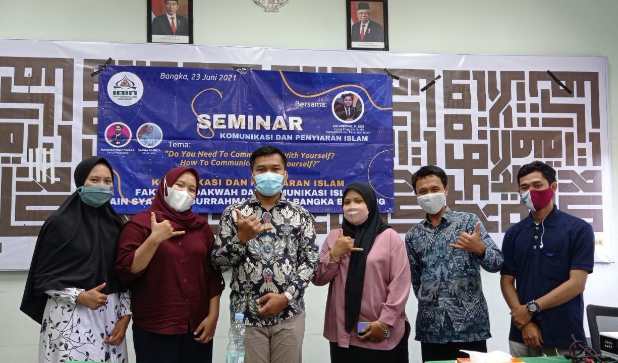 Pentingnya Komunikasi Intrapersonal Untuk Mengenal Diri, Kaprodi KPI: Sudahkah Anda Bercermin Hari Ini?