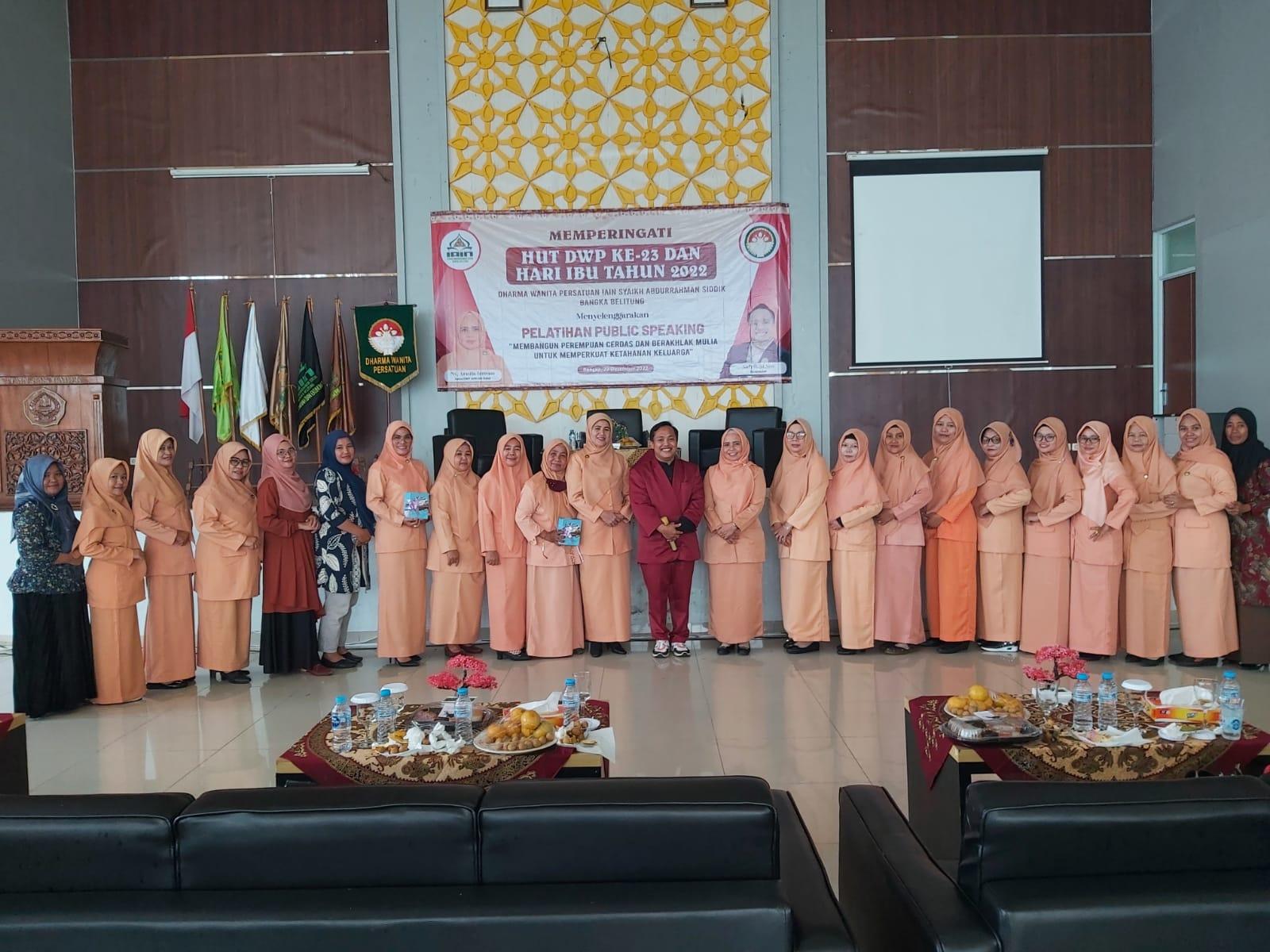Sambut HUT DWP dan Peringatan Hari Ibu Tahun 2022, DWP IAIN SAS Babel Gelar Pelatihan Public Speaking