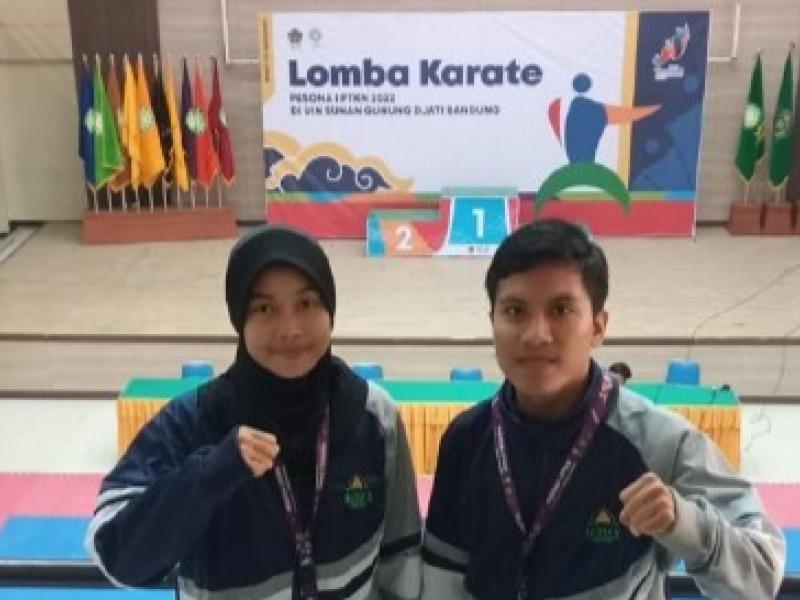 Adelia dan Agung