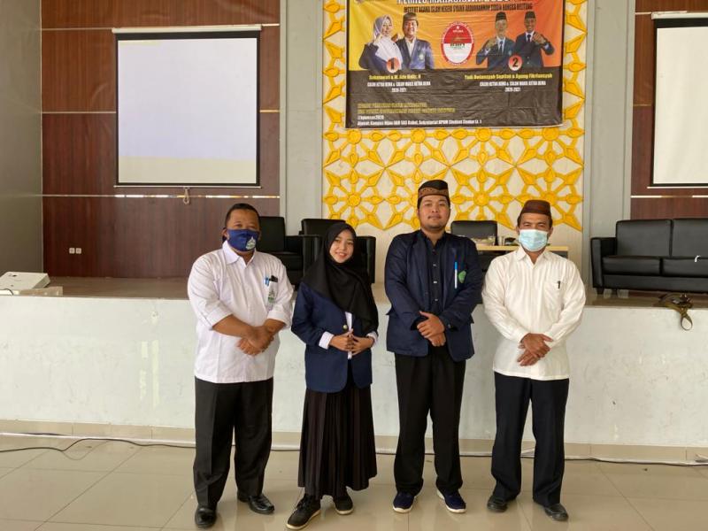 Kandidat No Urut 01 dengan para panelis