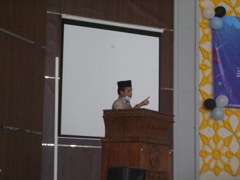 Sambutan sekaligus pembukaan MOSI KIP-K  dari Wakil Rektor III