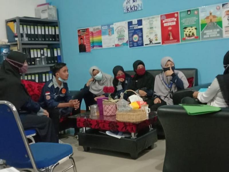 PIK-R Mutiara sharing dengan Ibu Mika Triana, S.Psi. atau akrabnya disapa Mami Mika