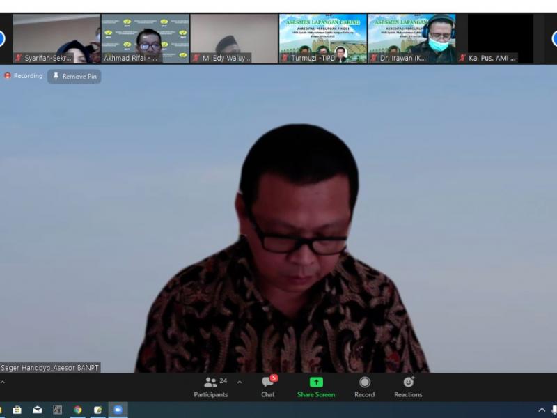 Prof. Dr. Seger Handoyo (Asesor II)