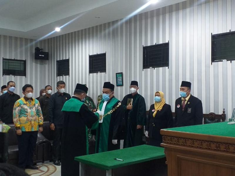 Prosesi Pelantikan Oleh Kepala Pengadilan Agama Tinggi Babel