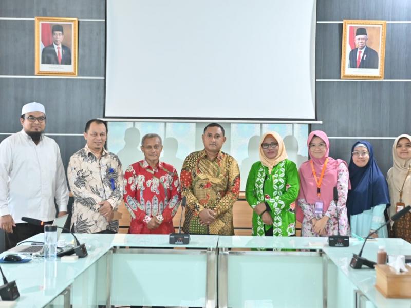 Foto Bersama Pimpinan IAI TAZKIA