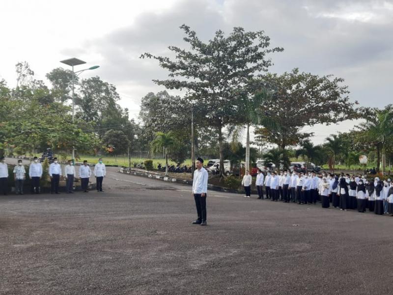 Suasana Apel Pagi