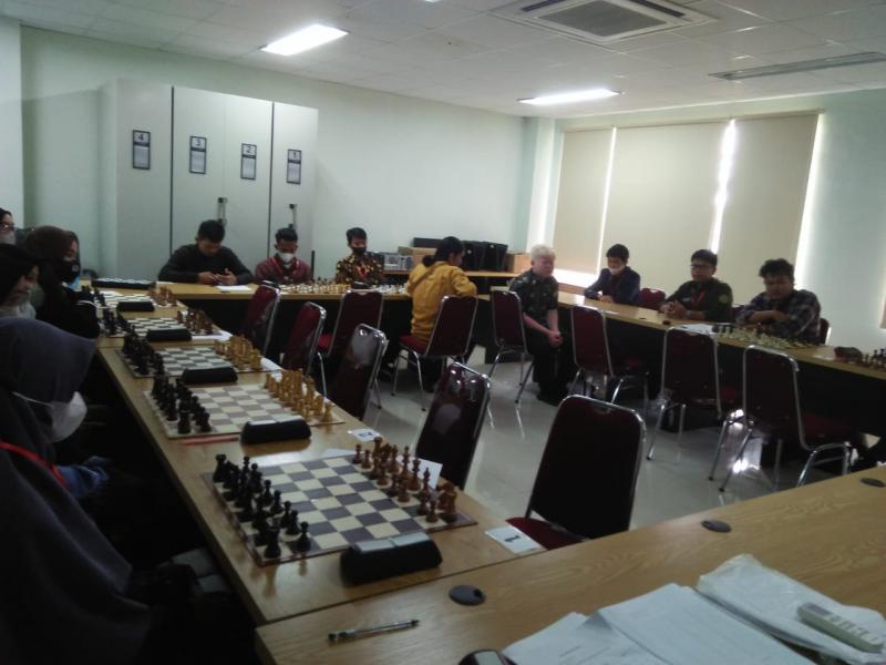 Rektor IAIN SAS Bangka Belitung Dr.Irawan,M.S.I saat membuka Turnamen IAIN SAS CHESS CUP I Tahun 2022 