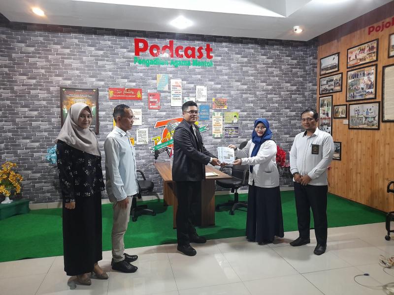Pelepasan PKL Mahasiswa Prodi Hukum Keluarga Islam di Pengadilan Agama Mentok