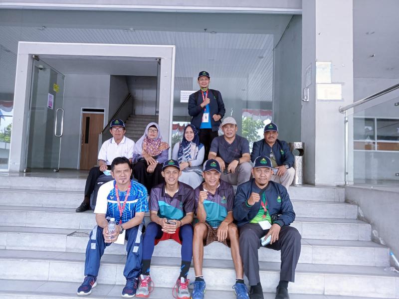 Rektor IAIN SAS Babel Foto Bersama dengan Atlet Bulutangkis