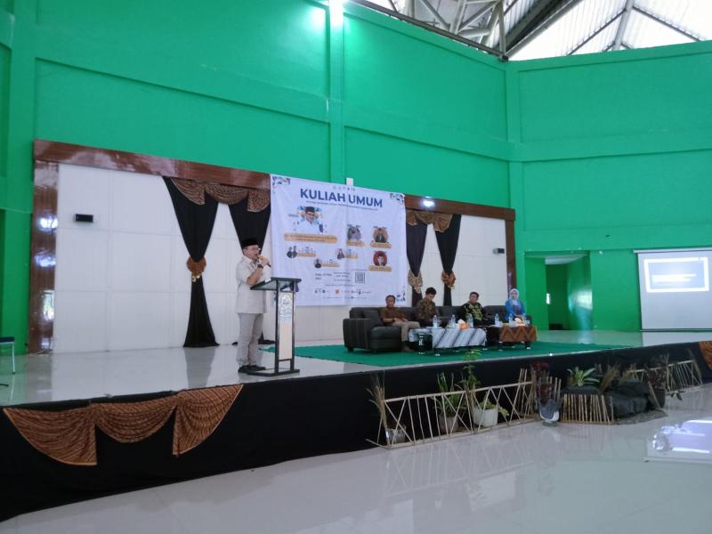  Narasumber  Dr. H. Erzaldi Rosman Djohan, S.E., M.M. Mantan Gubernur Bangka Belitung Periode 2017 - 2022