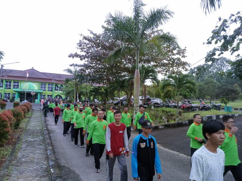 Keluarga Besar IAIN SAS Babel Sambut HAB Kemenag RI Ke-77 Dengan Jalan Santai