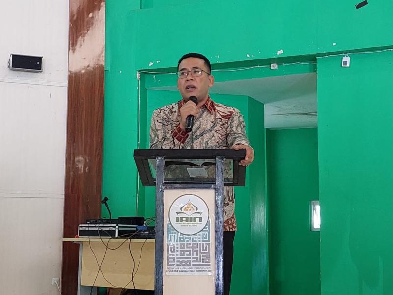 Dr. Irawan Rektor IAIN SAS Babel