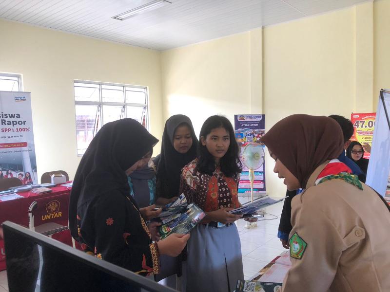 Pameran Kampus