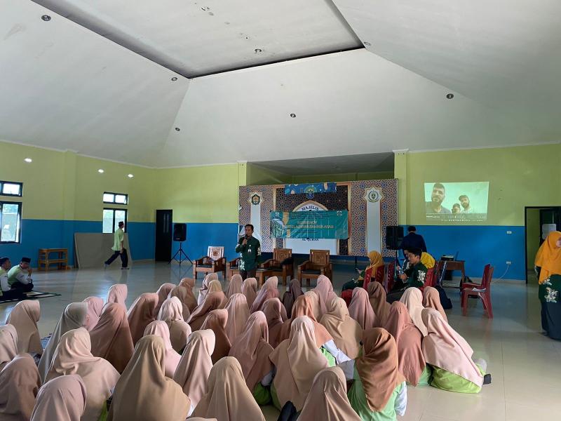 Perkuat Kerjasama Dalam Pembelajaran Bahasa Arab: Prodi PBA IAIN SAS Babel Adakan Workshop di Ponpes Nurul Falah Air Mesu
