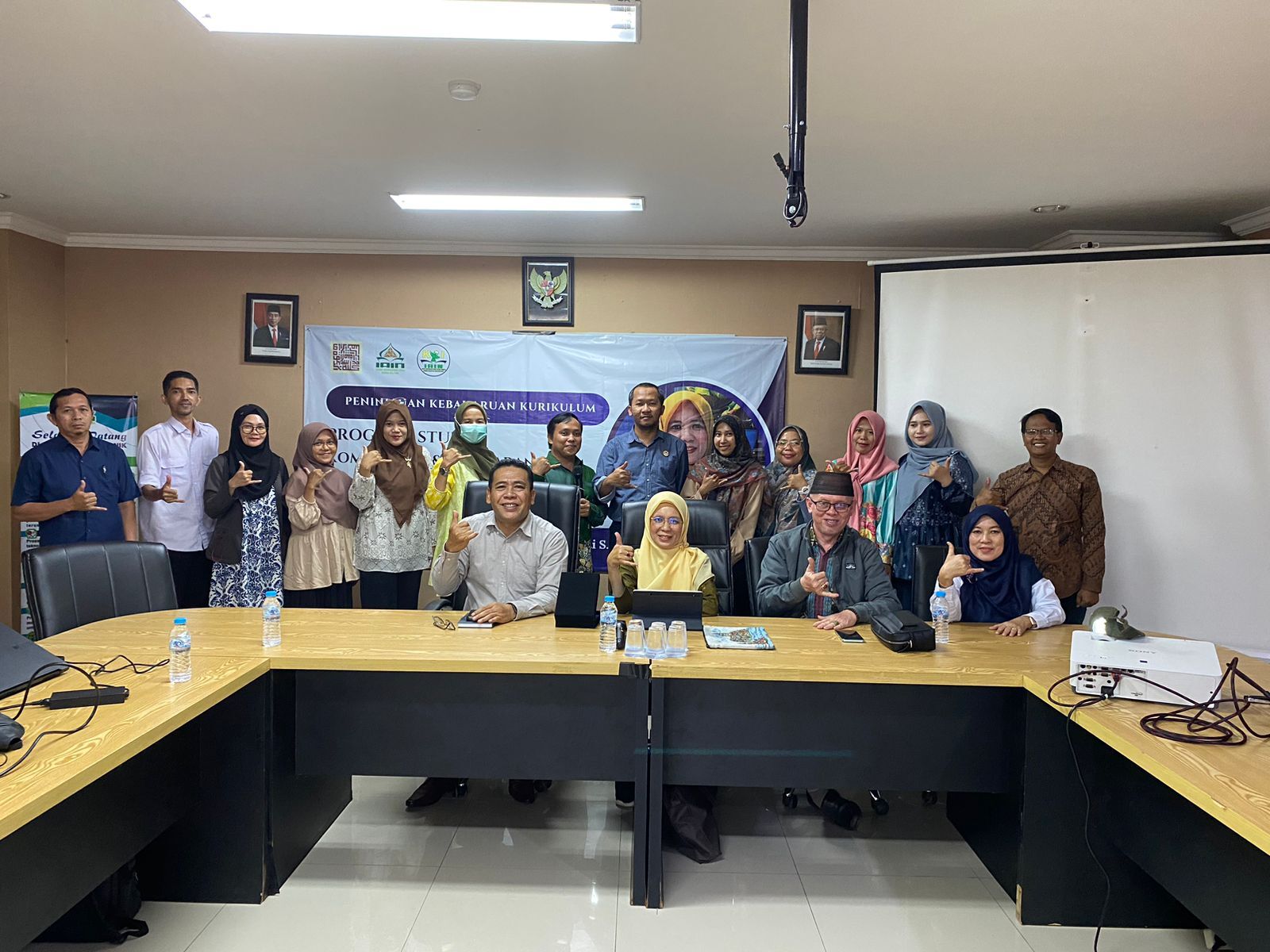 Prodi KPI FDKI IAIN SAS Babel Gelar Peninjauan Kebaharuan Kurikulum Berbasis MBKM