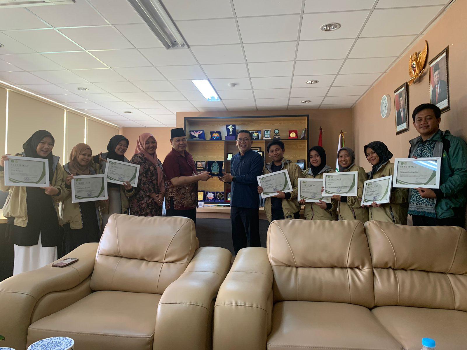 Rektor IAIN SAS Babel Sambut Kepulangan Mahasiswa KKN Melayu Serumpun ke-IV yang dilaksanakan di IAIN Metro.