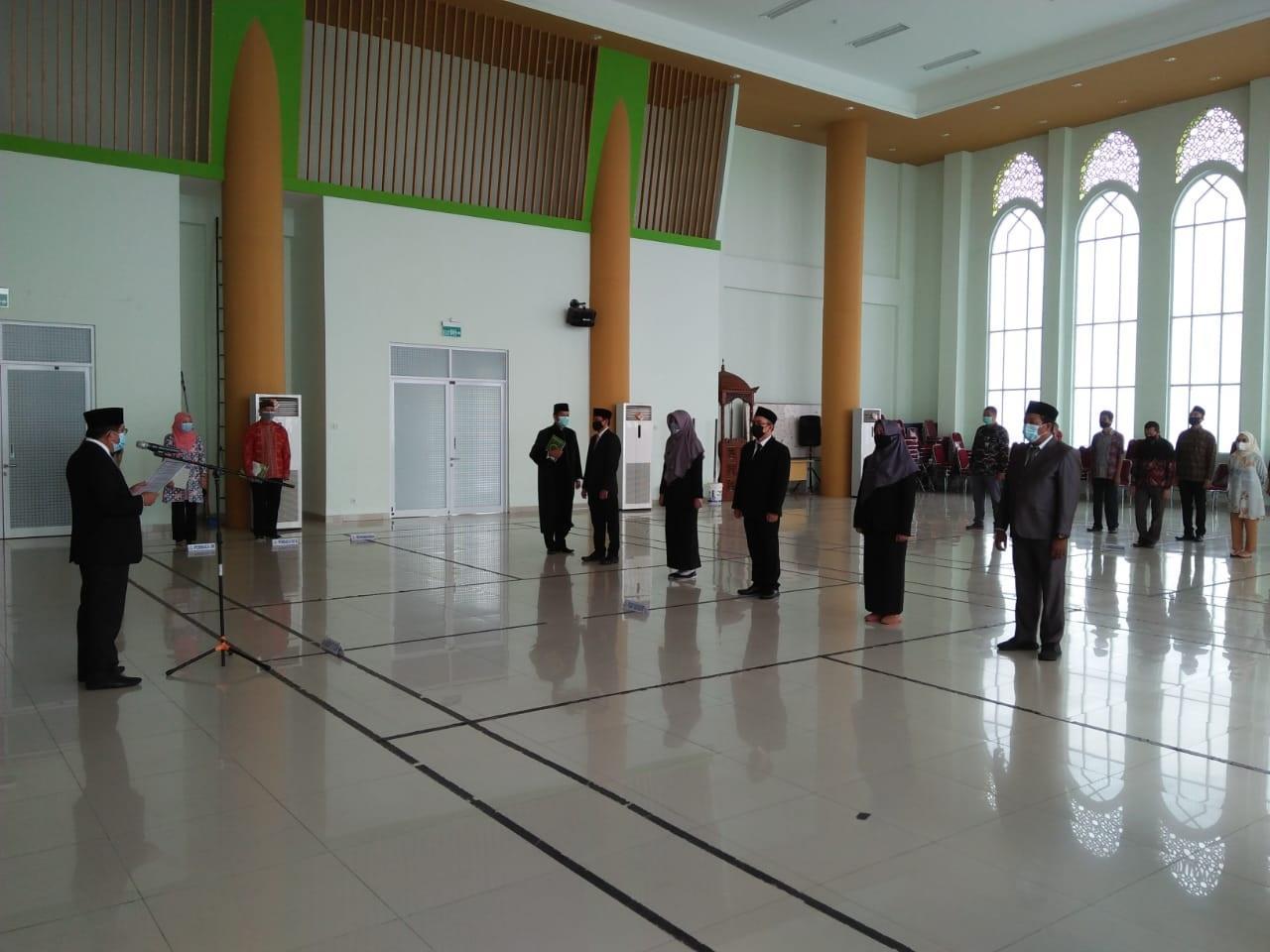 Rektor IAIN SAS Bangka Belitung Lantik 5 Pejabat Fungsional