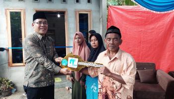 Bedah Rumah Keluarga Kurang Mampu, FORMASI KIP-K IAIN SAS Babel Banjir Pujian
