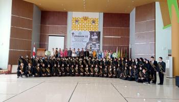 Gelar Yudisium Ke IX, Fakultas Tarbiyah IAIN SAS Babel Luluskan 61 Sarjana Baru