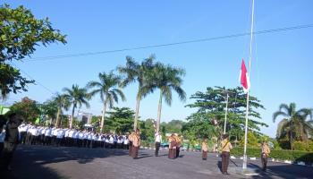 IAIN SAS Bangka Belitung Gelar Upacara HUT RI Ke-77