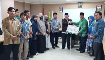 Mahasiswa IAIN SAS Babel Terima Beasiswa dari Baznas Provinsi
