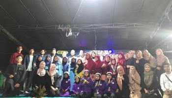 Kolaborasi dengan Mahasiswa KKN IAIN SAS Babel, Desa Tanjung Sangkar Gelar Peringatan Maulid Nabi dengan Meriah