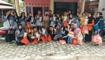 Tetap Produktif, Mahasiswa KKN Lakukan Kunjungan ke UMKM Desa Kurau