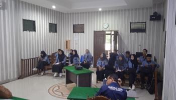 Mahasiswa PKL Prodi Hukum Keluarga Islam Mendapatkan  Materi Pembuatan BAS di Pengadilan Agama Muntok