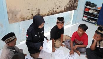 Mahasiswa Prodi KPI IAIN SAS Babel Adakan Event Bermain Sambil Belajar di Panti Asuhan Muara Kasih Bunda
