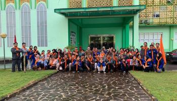 Rektor IAIN SAS Babel Lepas Keberangkatan Mahasiswa Pencinta Alam Ke lampung